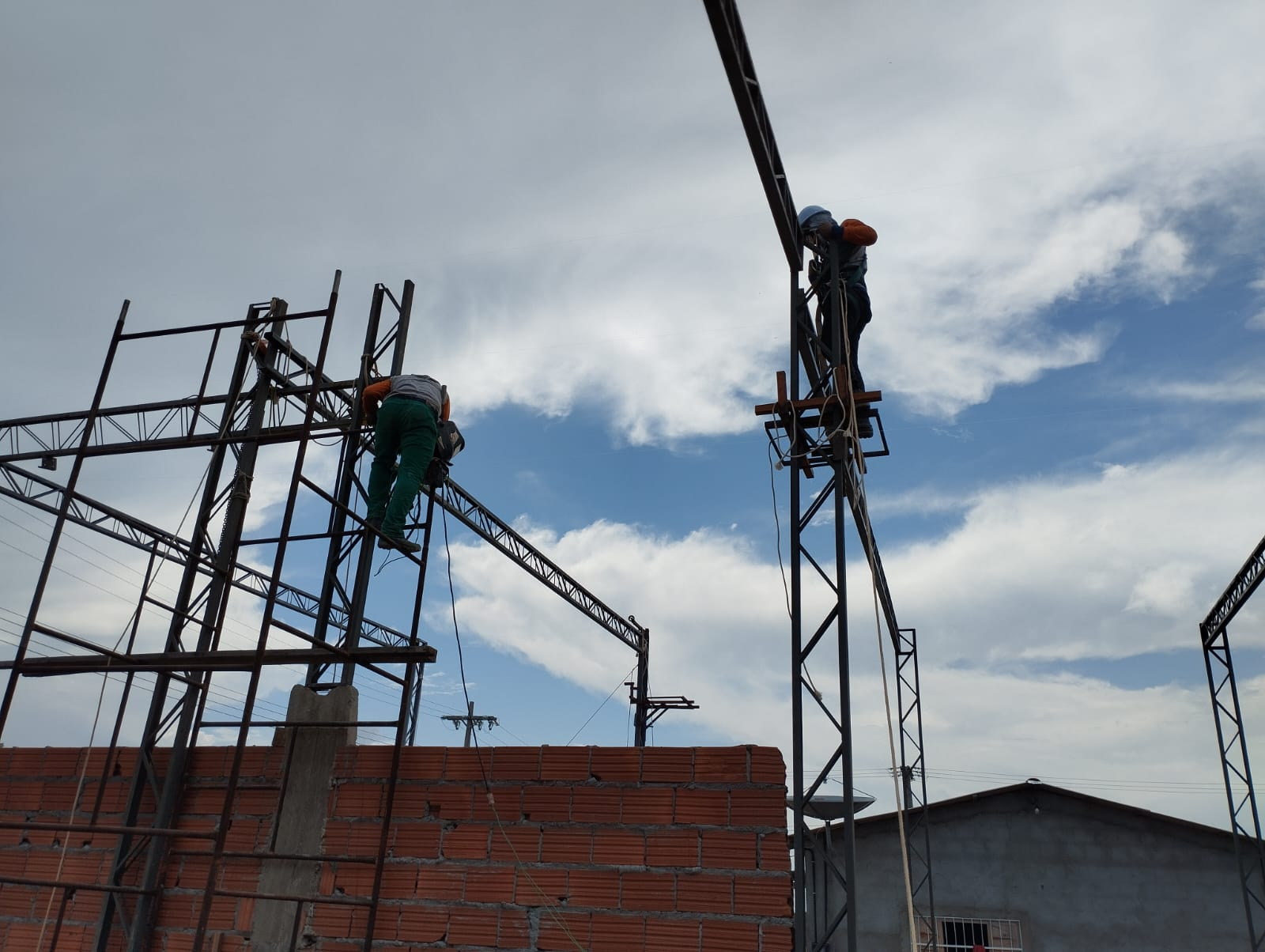 Construir rápido não é pressa — é método.